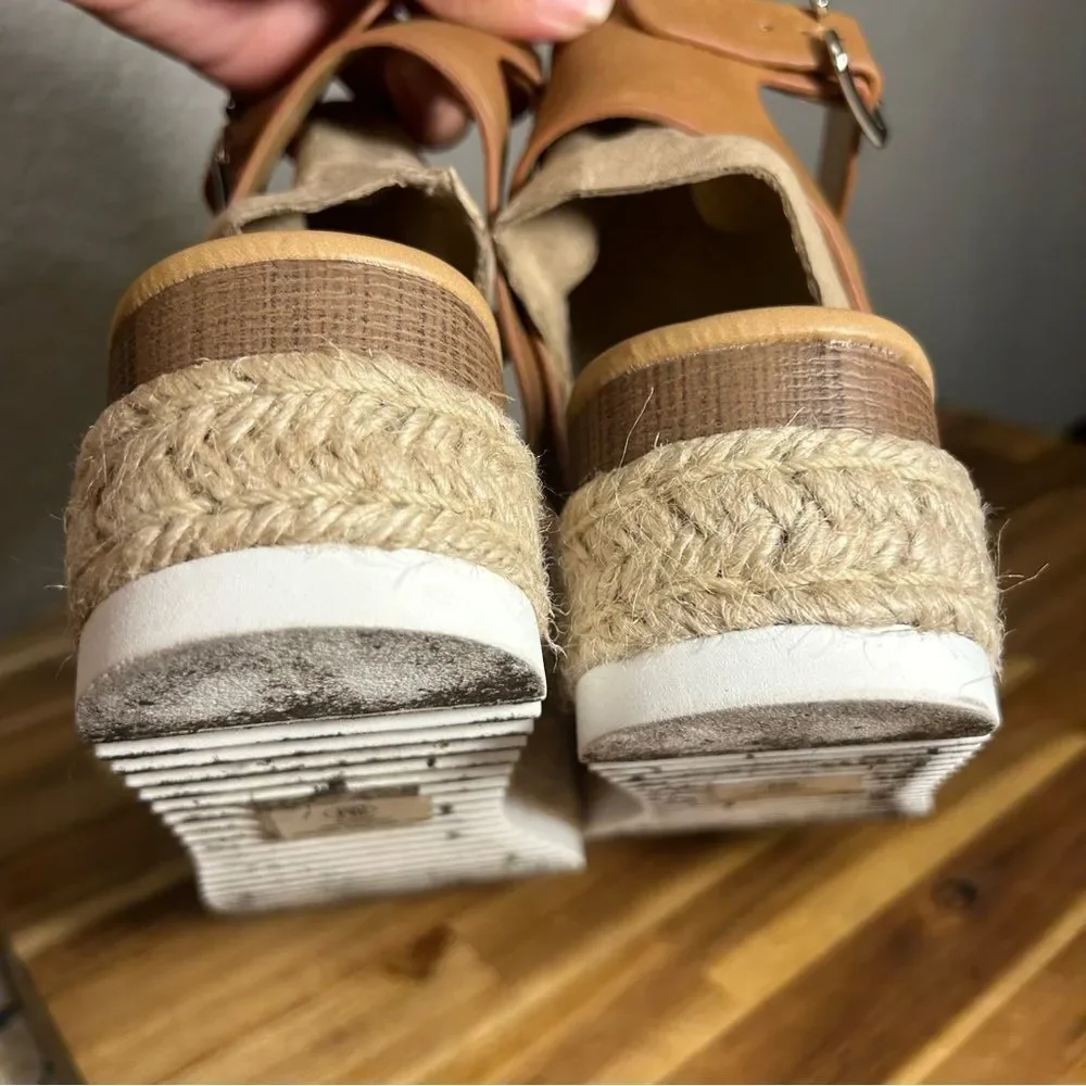 Women's Tan and Cream Espadrille Wedge Sandals Size 8